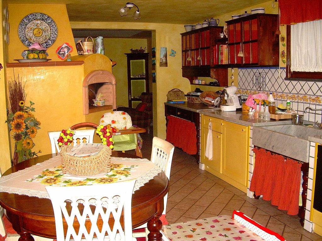 RIF.-5018-cucina-muratura-forno-a-legna-taverna0001.jpg