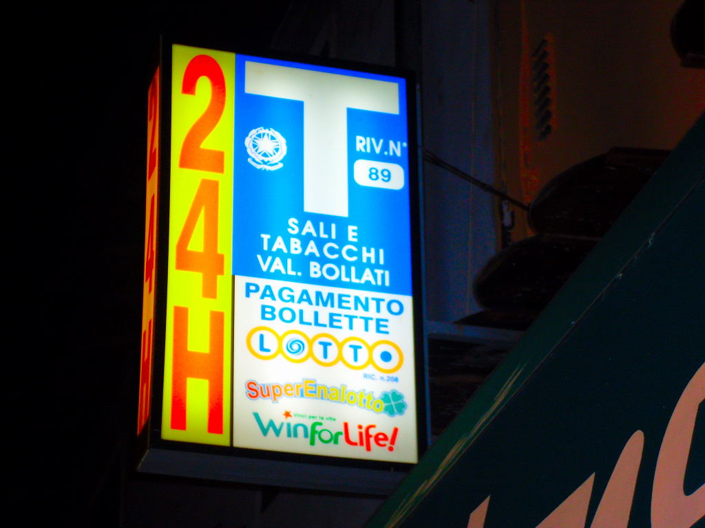Vic.ze Montecatini T. – NS. Esclusiva – Ottima Tabaccheria con Ricevitoria Completa e slot machines €uro 165.000