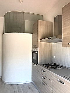 RIF.-2399-A-cucina-con-muro-stondato-E.-650-COND0001.jpg