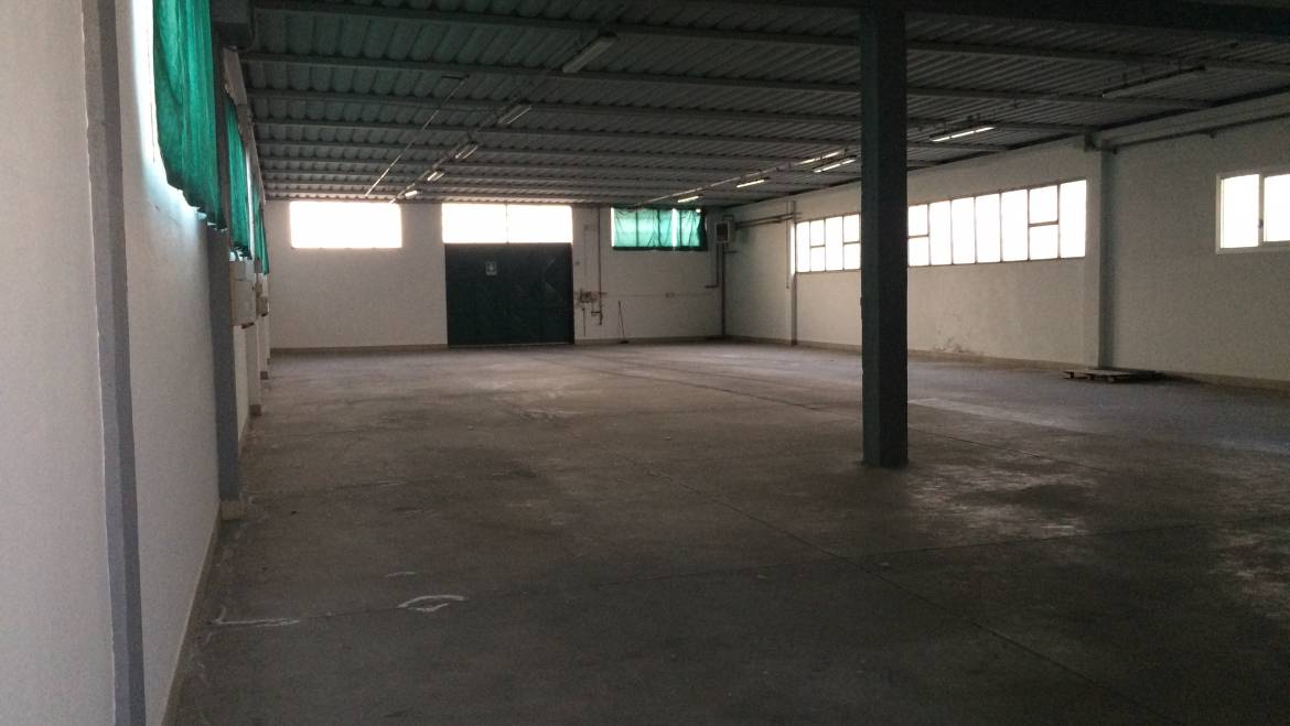 Montecatini Terme – Capannone mq. 600 + 200 mq ufficio / sala esposizione oltre piazzale 2300 mq. €uro 800.000
