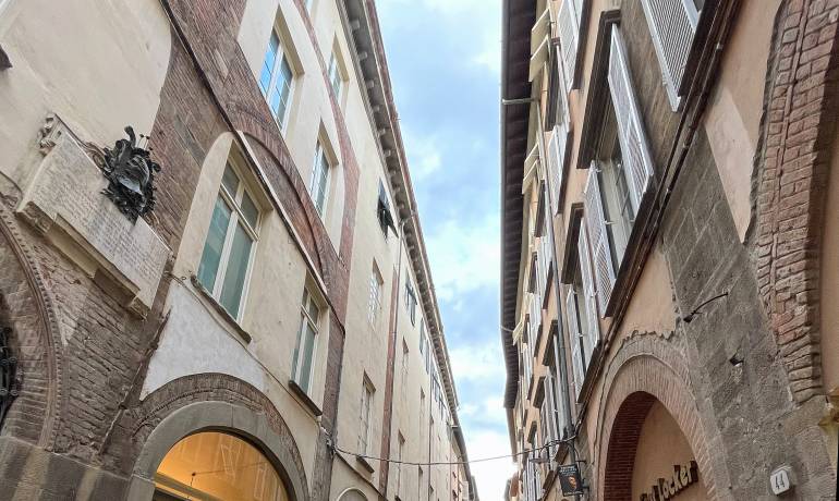 Ns. Esclusiva – Lucca centro fondo commerciale ristrutturato